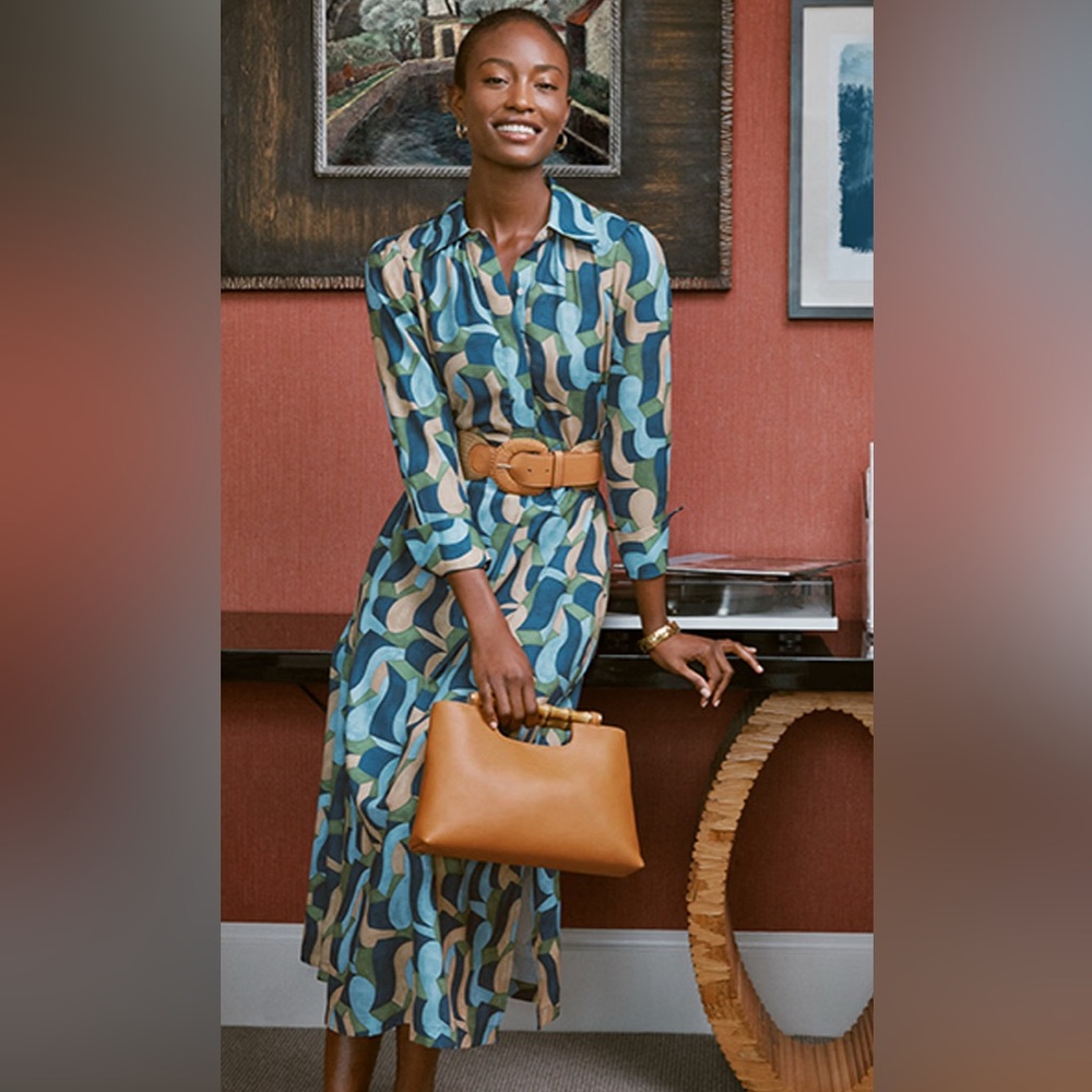 J. McLaughlin Belle Collard Long Sleeve Midi Dress in Abstract Chaise - Picture 3 of 12
